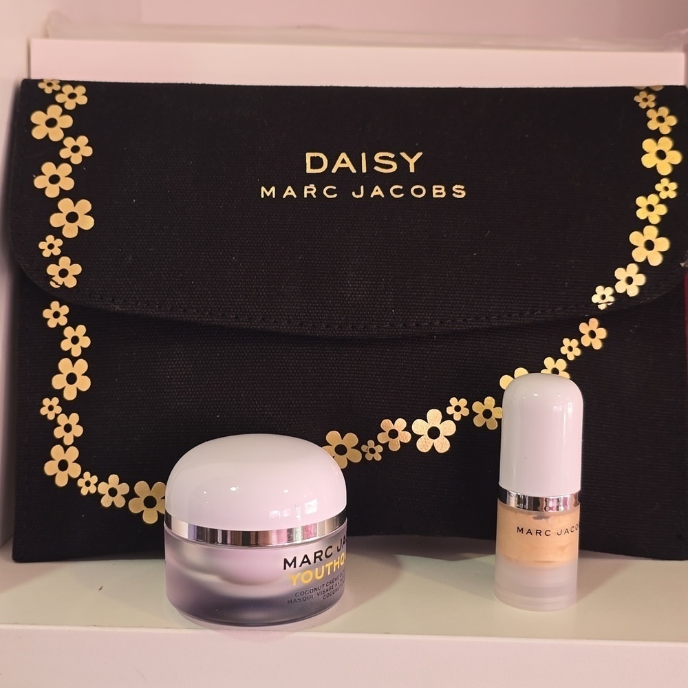 Marc Jacobs Clutch Pouch Cosmetic Bag-Black with Gold Flowers And Travel Treats